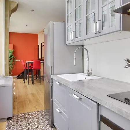Lägenhet 2 Bedrooms Le Marais Nazareth