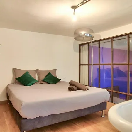 Luxurious 2 Bedrooms Le Marais Nazareth Free Netflix Appartement *